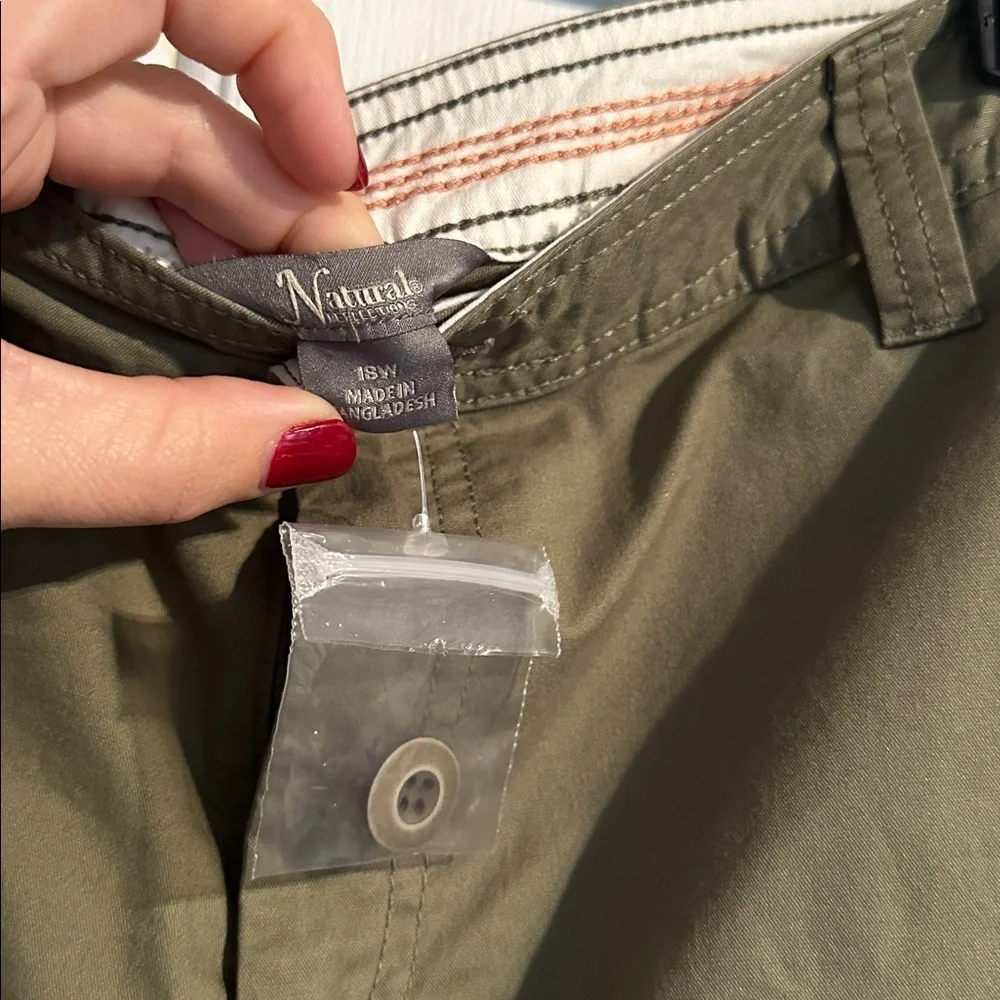 NWT Natural Reflections green shorts size 18W women’s